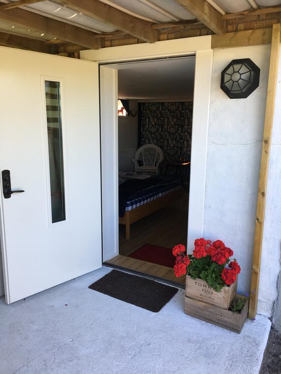 Rum I Villa - Kaerleksudden Norrtaelje Екстер'єр фото